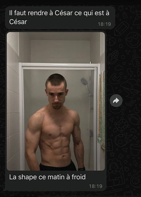 Message d'un client avec photo à l'appui : sa forme au réveil après le protocole.